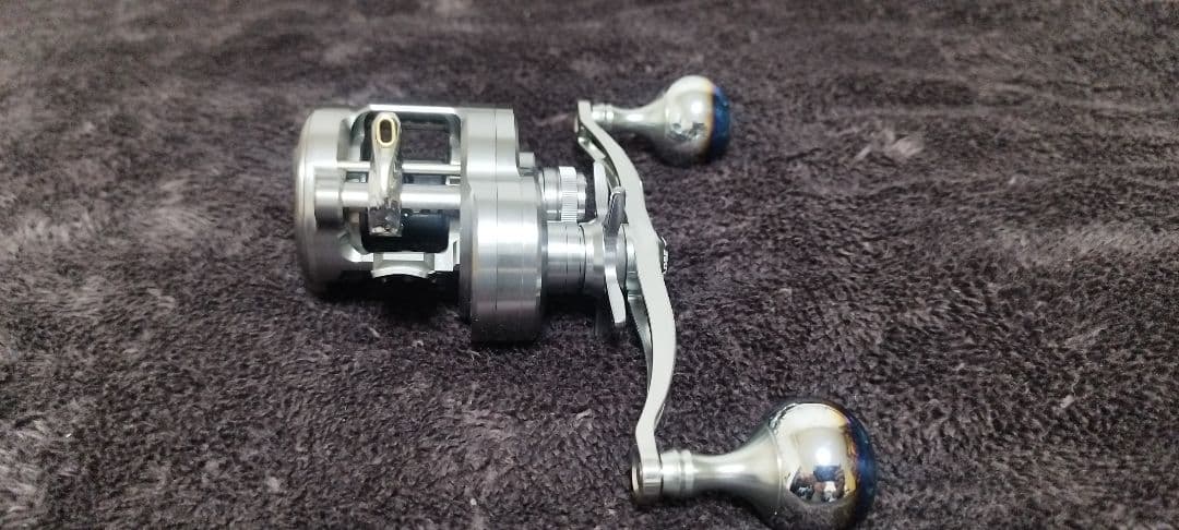 シマノ　カルカッタコンクエスト　BFS HG 左巻き