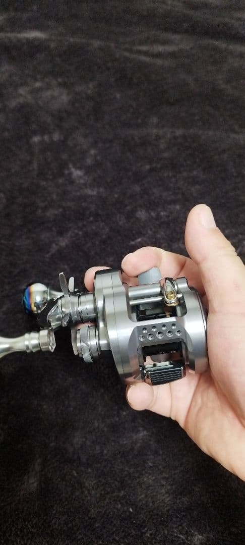 シマノ　カルカッタコンクエスト　BFS HG 左巻き