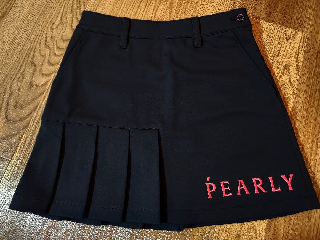 【極美品】PEARLY GATES プリーツスカート 黒