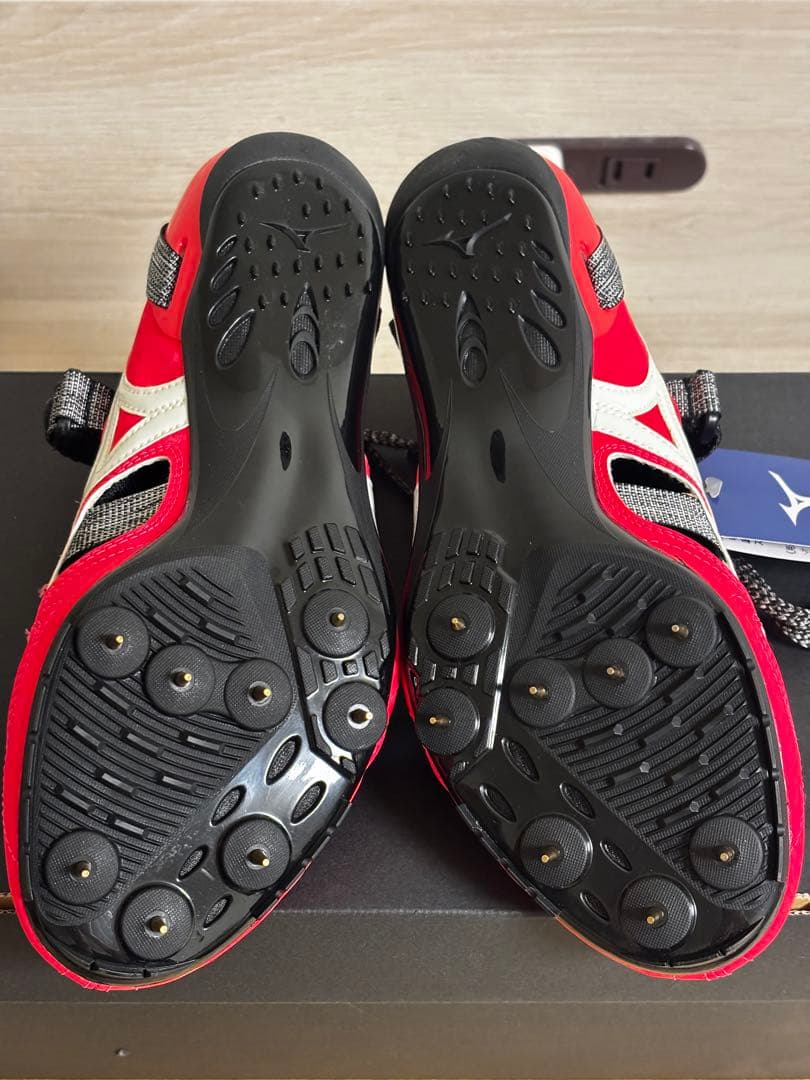 【新品未使用】MIZUNO CHRONO INX 9 23.5cm