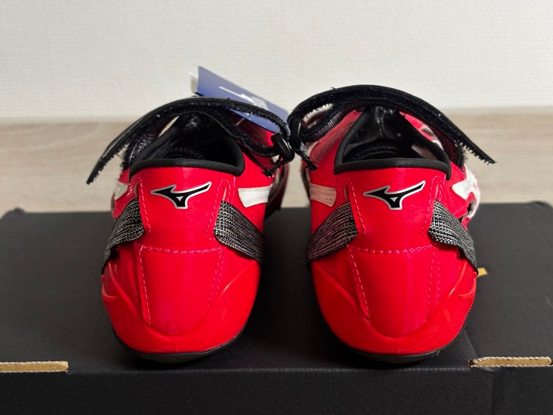 【新品未使用】MIZUNO CHRONO INX 9 23.5cm