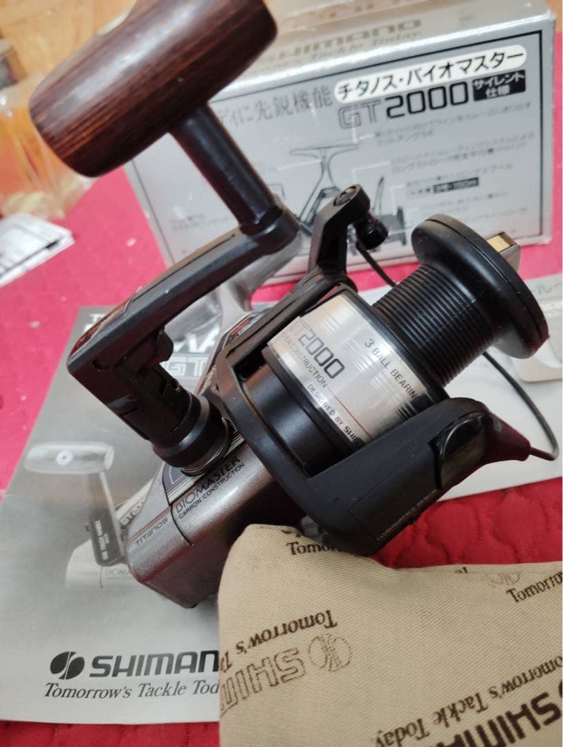 SHIMANO TITANOS BIOMASTER GT2000 おまけ付