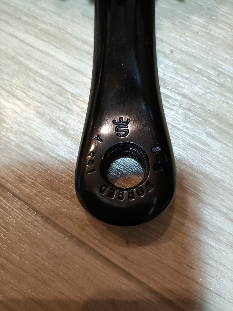 Sugino クランク 46T　シングル　厚歯 スクエアテーパー