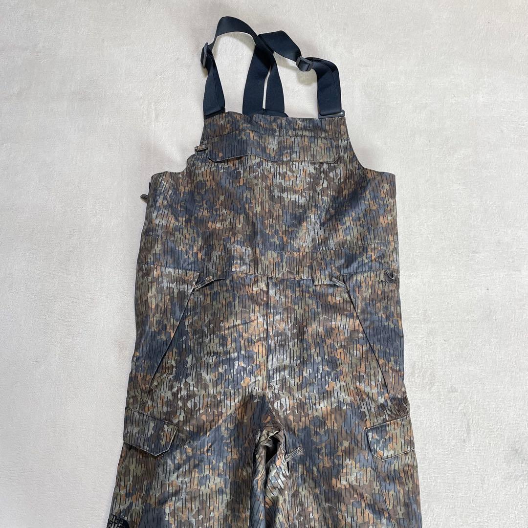 超美品　未使用級　☆THE NORTH FACE ビブパンツ　カモフラ