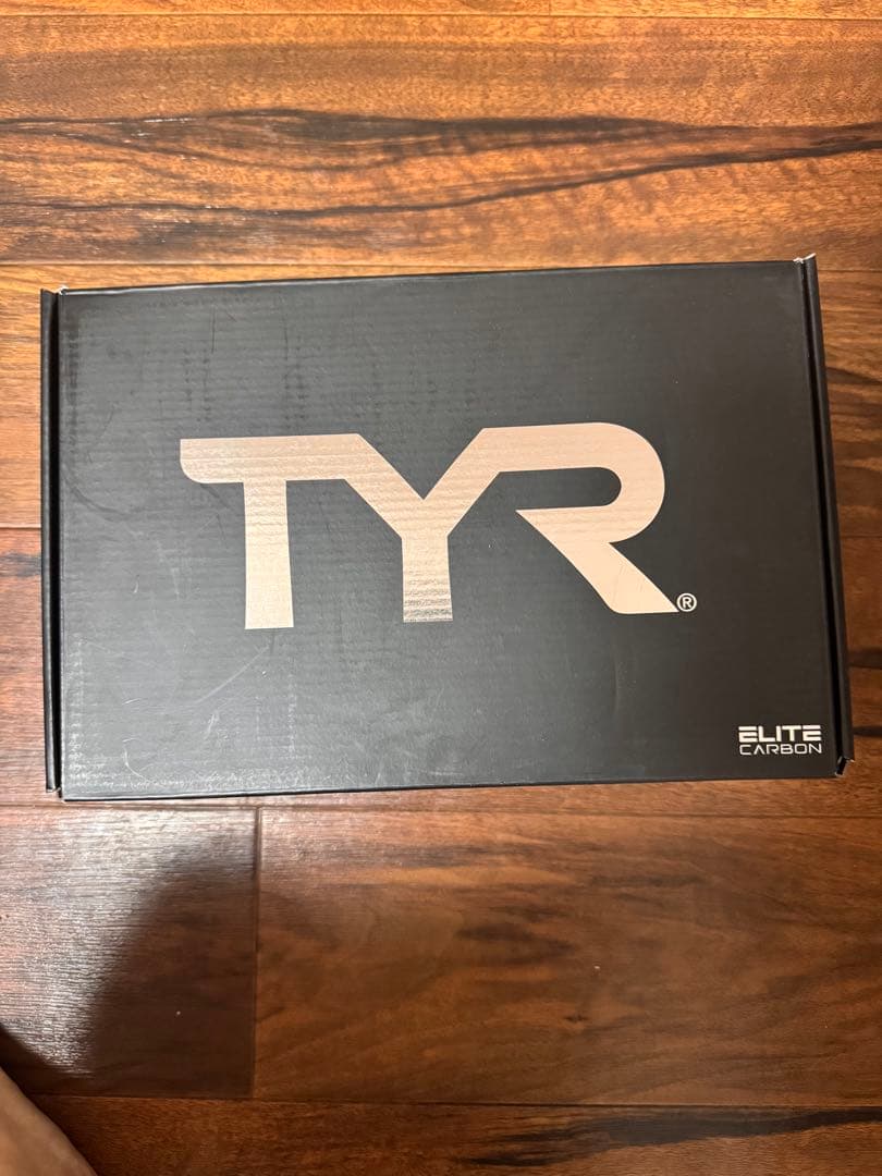 TYR TYRFORCE エリートカーボンリフター レッド サイズ 25.5cm
