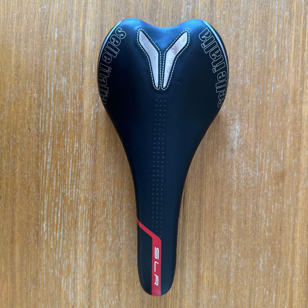 と*き様 Selle Italia SLR サドル ブラック/レッド
