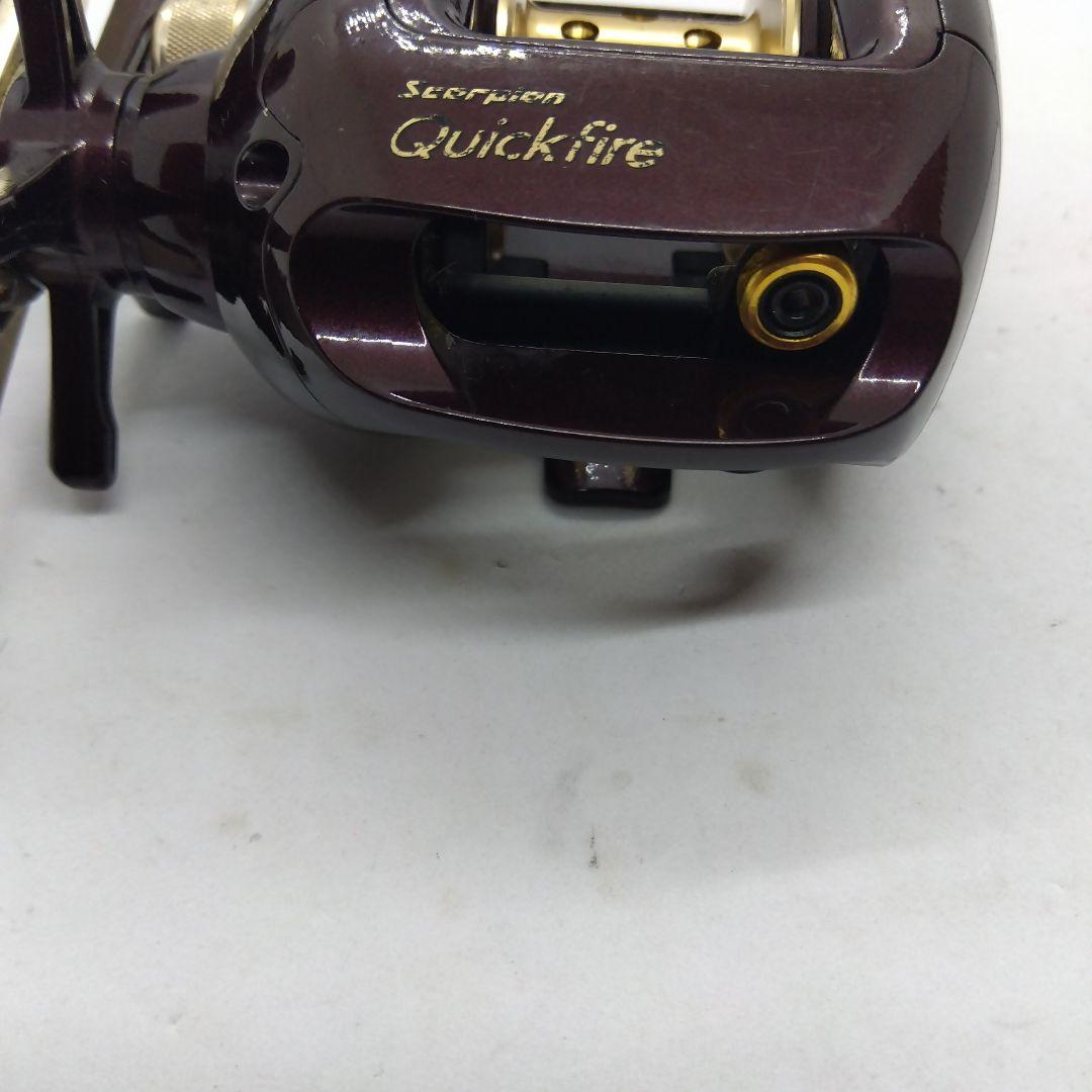 シマノ 03スコーピオン クイックファイヤー 中古 右ハンドルベイトリール