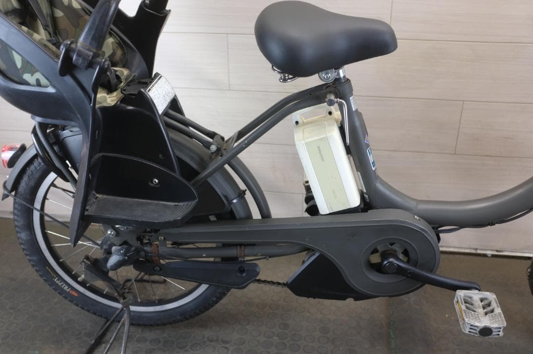 ブリヂストン製　BIKKE　20インチ　3段　8.7Ah（4点灯）充電器あり