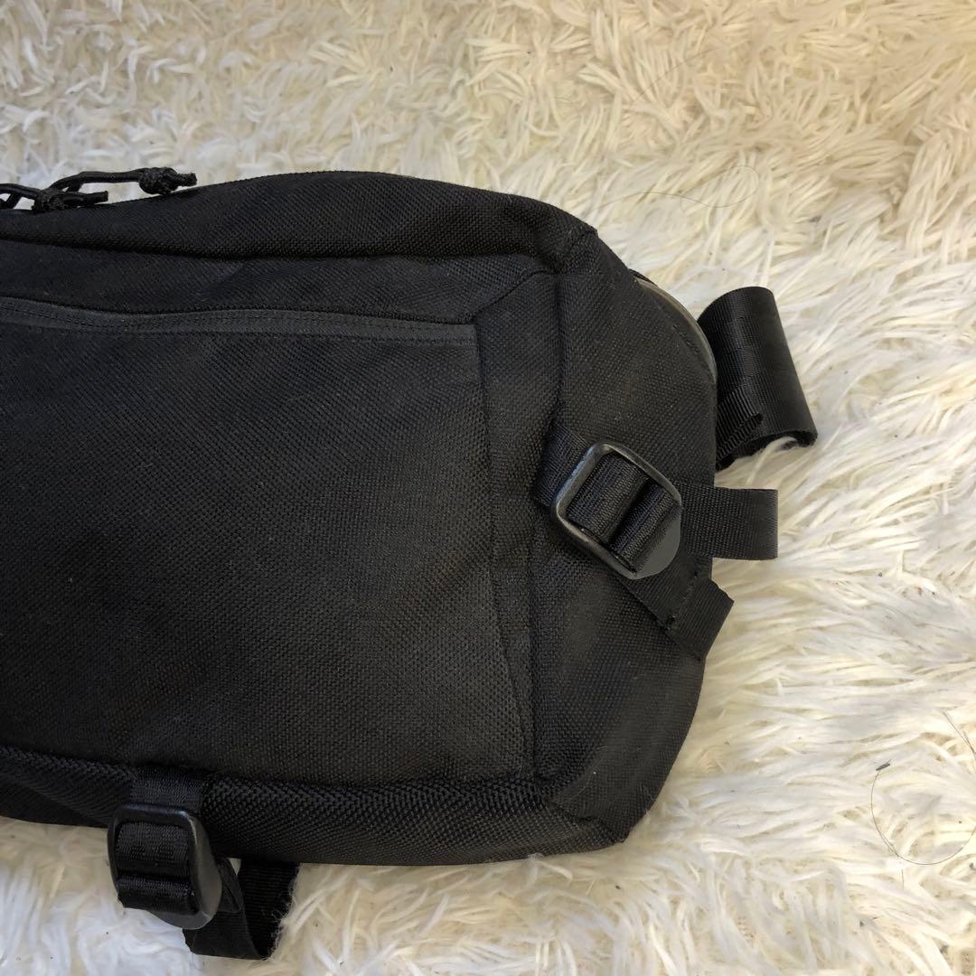 CHROME カデット スリング バッグ 9L