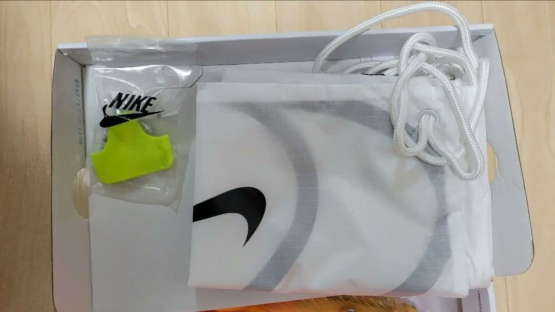 プリンさん専用 新品未使用 NIKE エアズームヴィクトリー 28.5cm