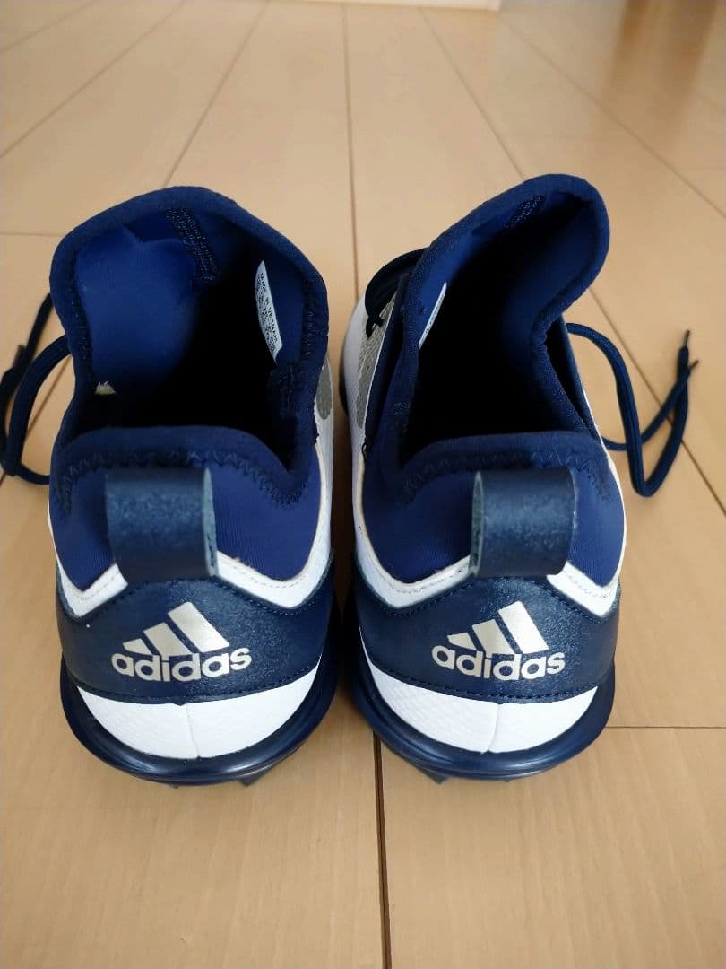 【新品未使用】adidas アディゼロ スピード POINT 27.0cm