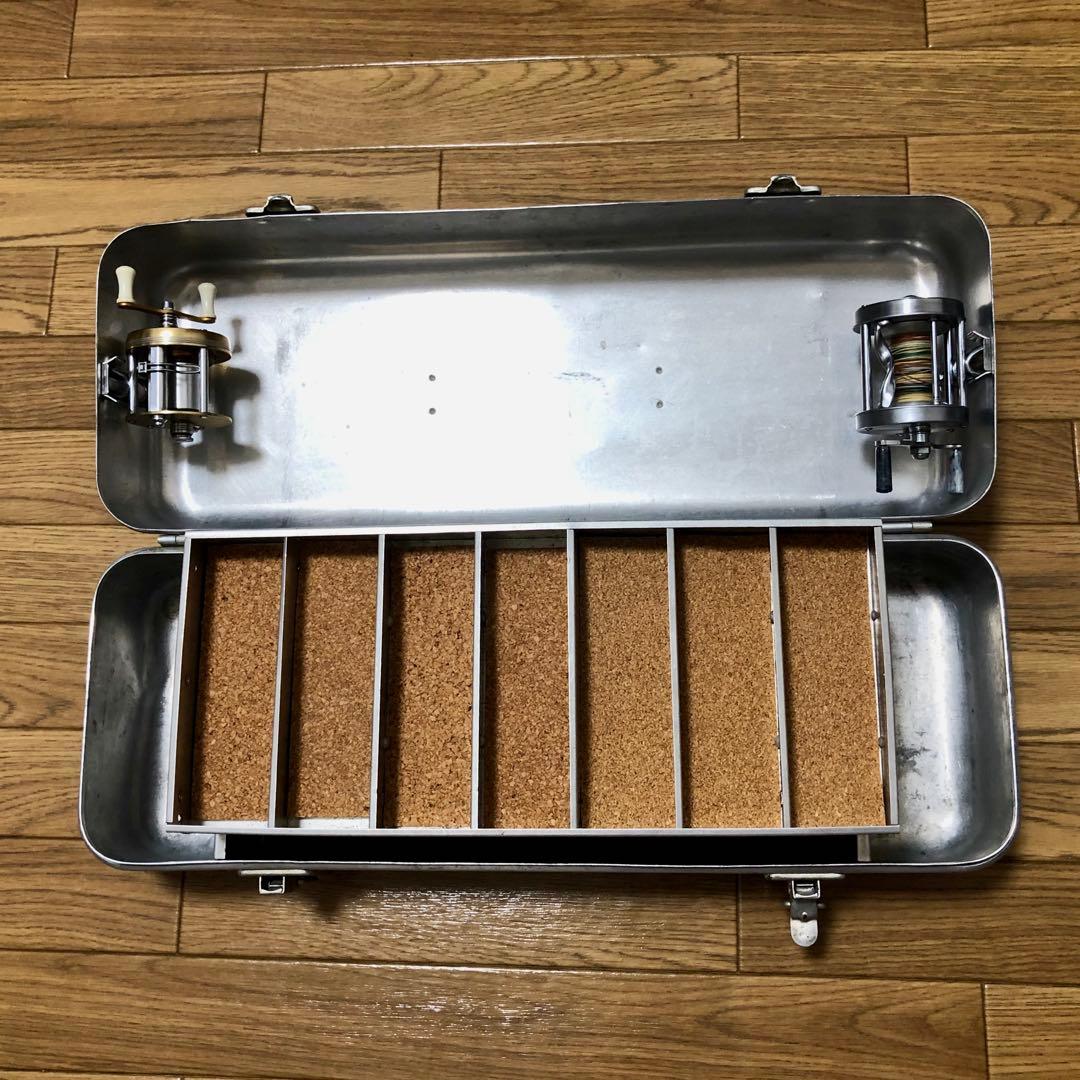 1940年代最初期　UMCO アムコタックルボックス FOLD-A-TRAY