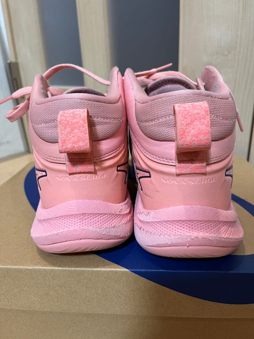 asics バスケットボールシューズ ノバサージ3ピンク