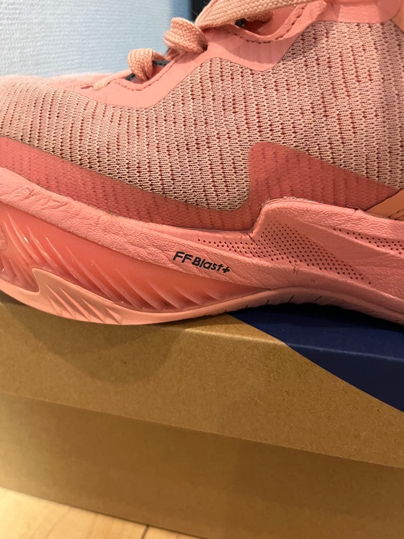 asics バスケットボールシューズ ノバサージ3ピンク