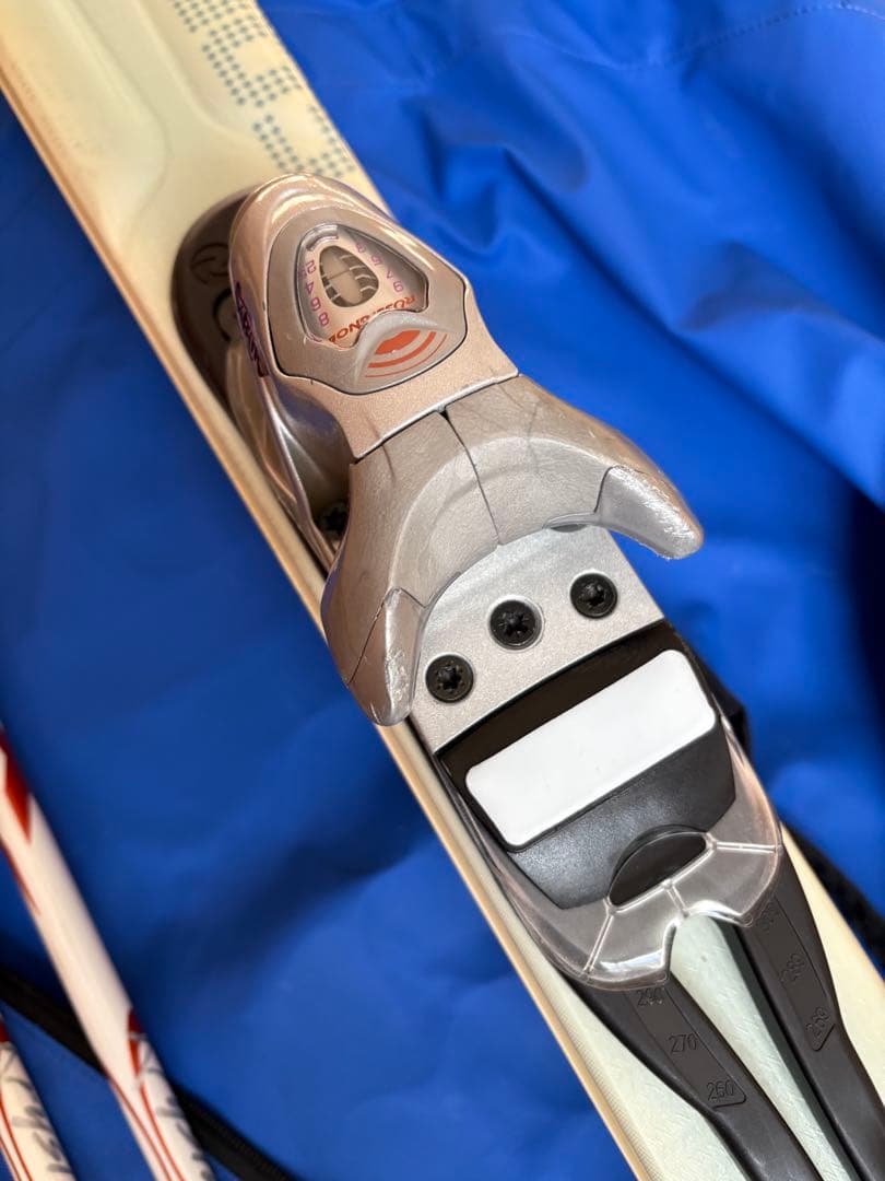 スキー板　ロシニョールrossignol 154cm ストック　105cm