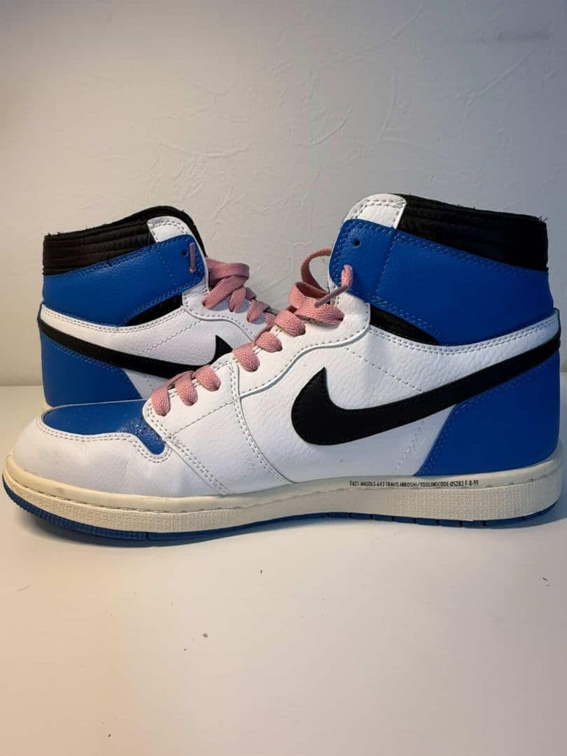Travis Scott×fragment AJ1 High OG 人気コラボ