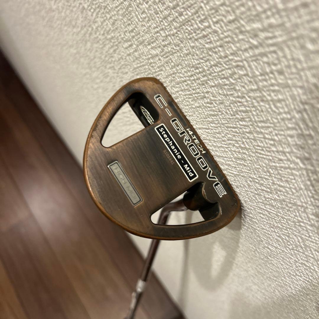 Yes! Golf 37㌅C-Groove i4 Stephanieロングパター