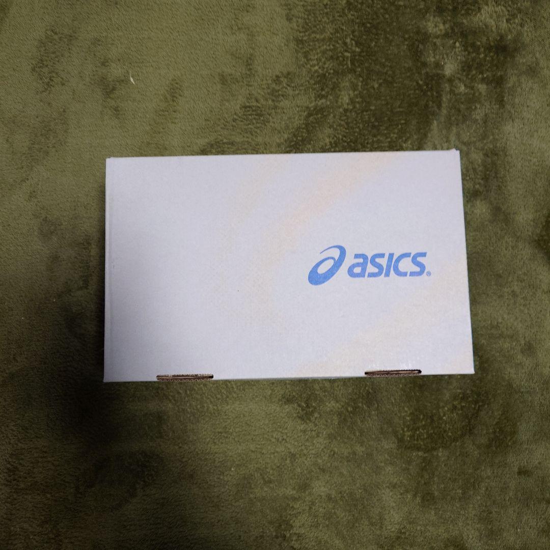 asics サッカーシューズ ピンク