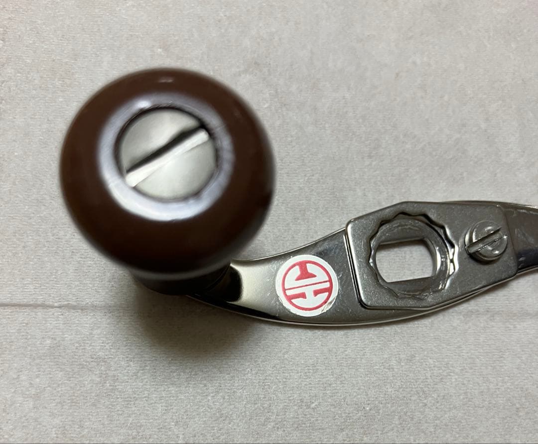 ハネダクラフト　右用パワーハンドル　軸長70mm ソリッドブラウンノブ