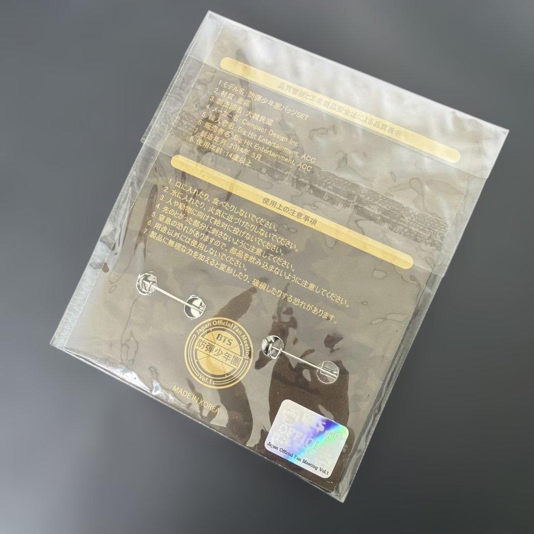 新品　BTS 2ND MUSTER 1st アクリルスタンド　缶バッジ　V