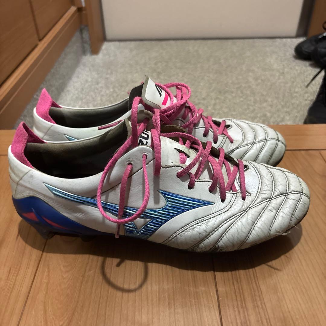 サッカースパイクモレリアネオ3