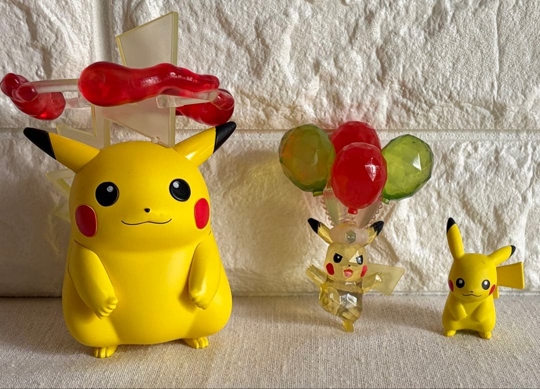 ポケモン　モンコレ　30体　まとめ売り　ピカチュウ　メルタン　メガサーナイト