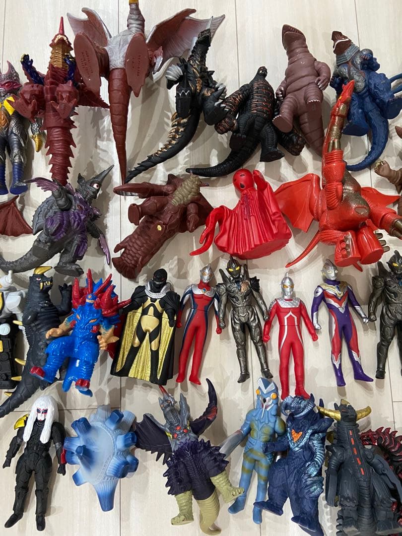 ウルトラマン　怪獣　ソフビ　まとめ売り
