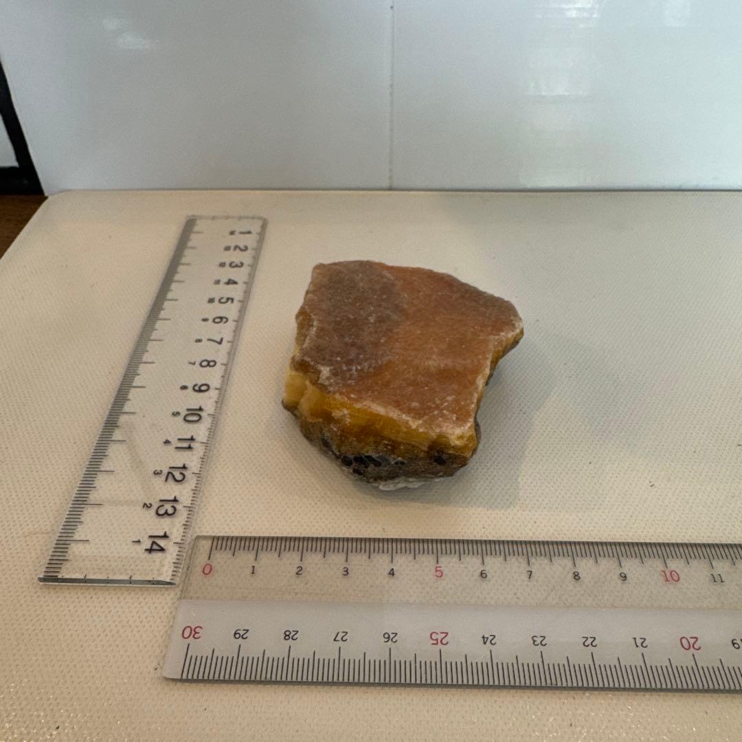 【松田様 ご検討品】北海道石　然別オパール　蛍光オパール 123ｇ