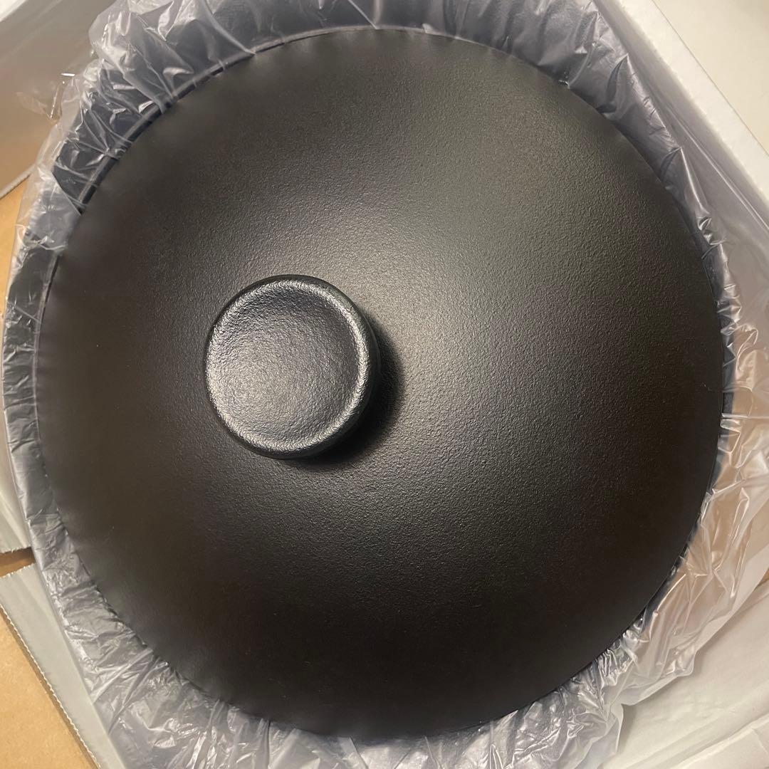 【未使用品】柳宗理 南部鉄器浅型鉄鍋 鉄蓋・ハンドル付 IH対応 ＜22㎝＞