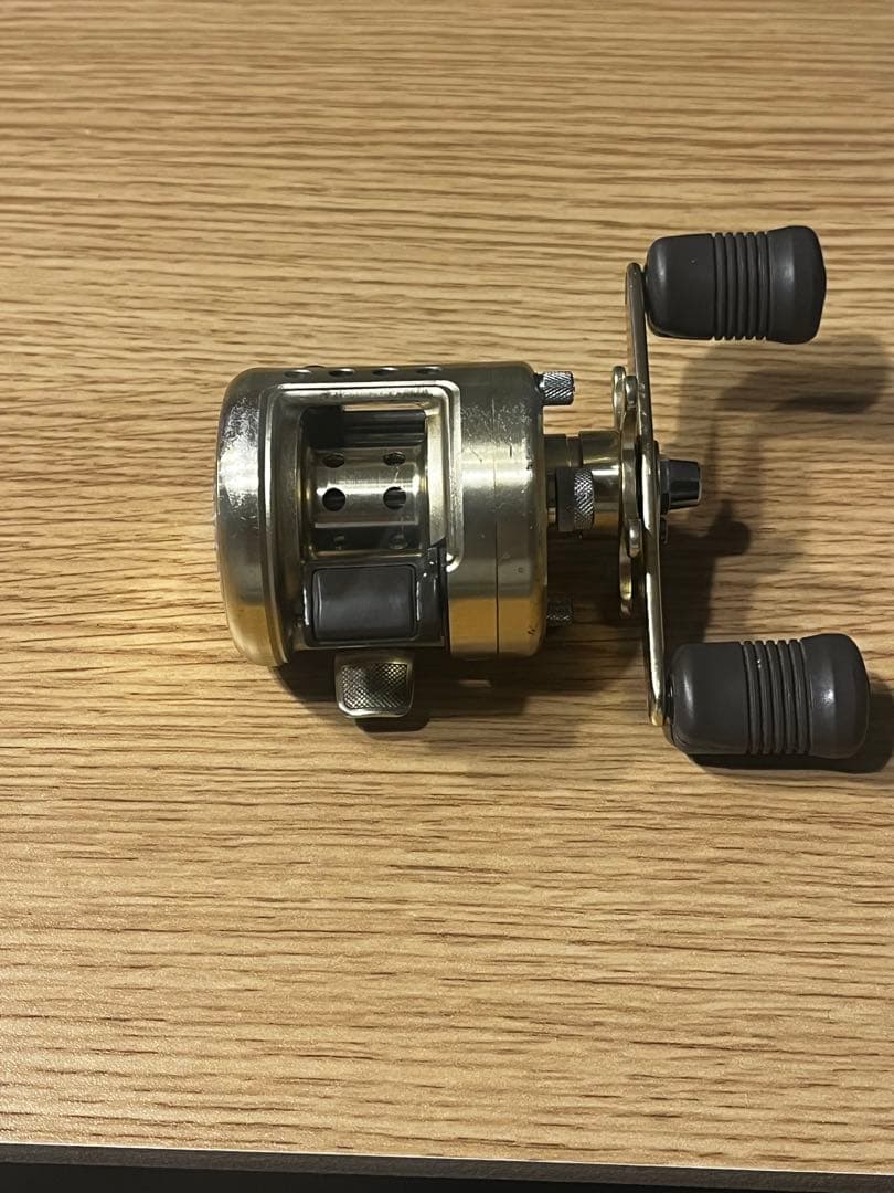最終値下　シマノ　カルカッタ50XT