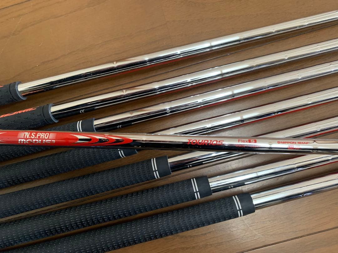 ブリヂストンTOUR B JGR アイアンセット レフティ