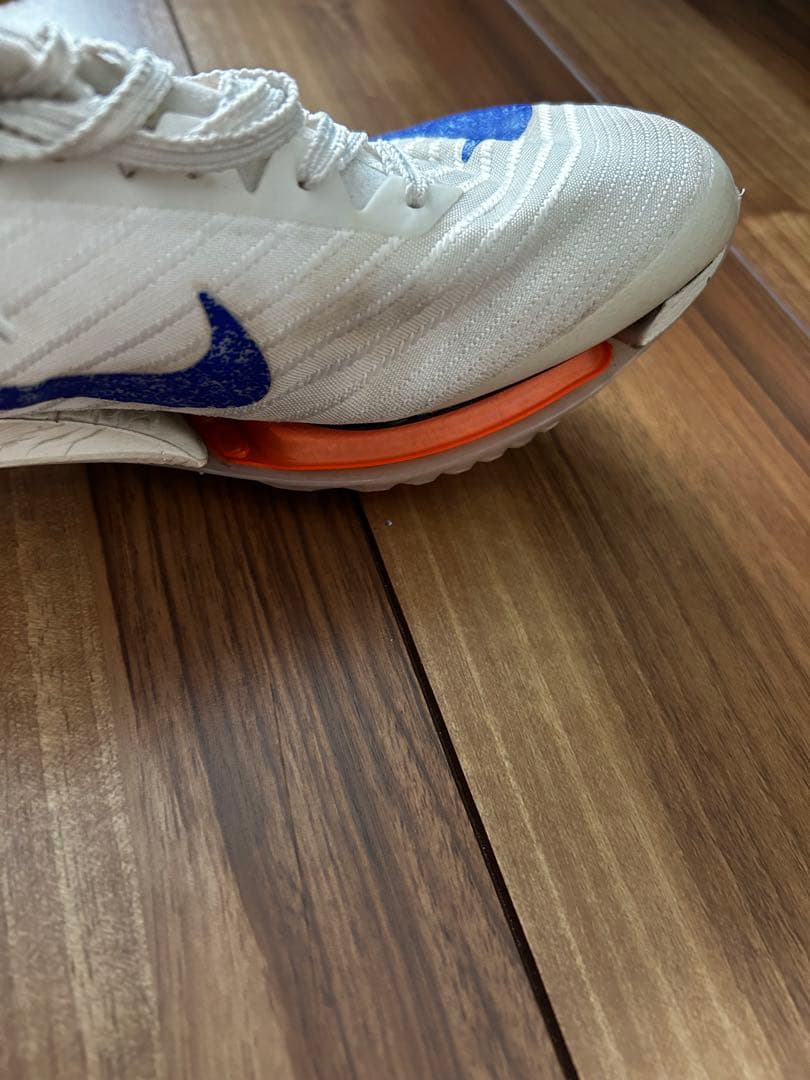 Nike マックスフライ2スパイクシューズ ホワイト/ブルー