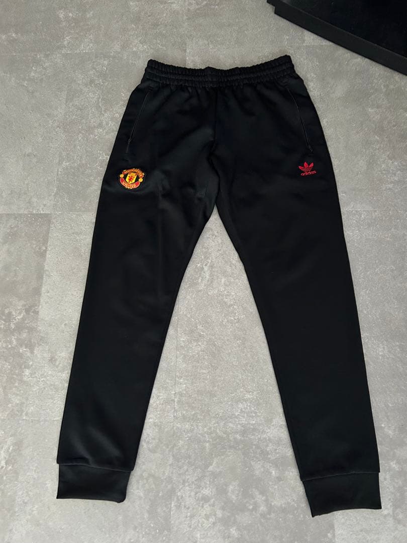 adidasジャージ上下　 マンチェスターユナイテッド