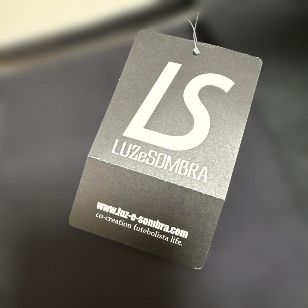 LUZeSOMBRA バック