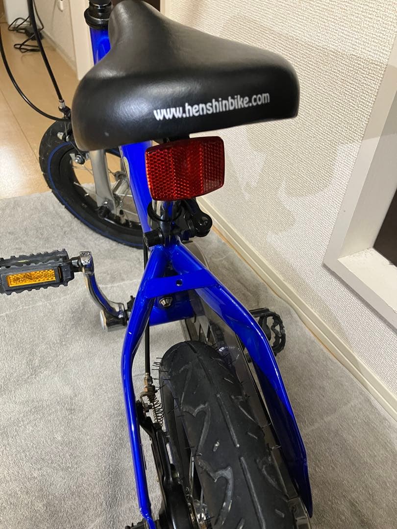 Henshin Bike へんしんバイク 12インチ 青 スタンド付
