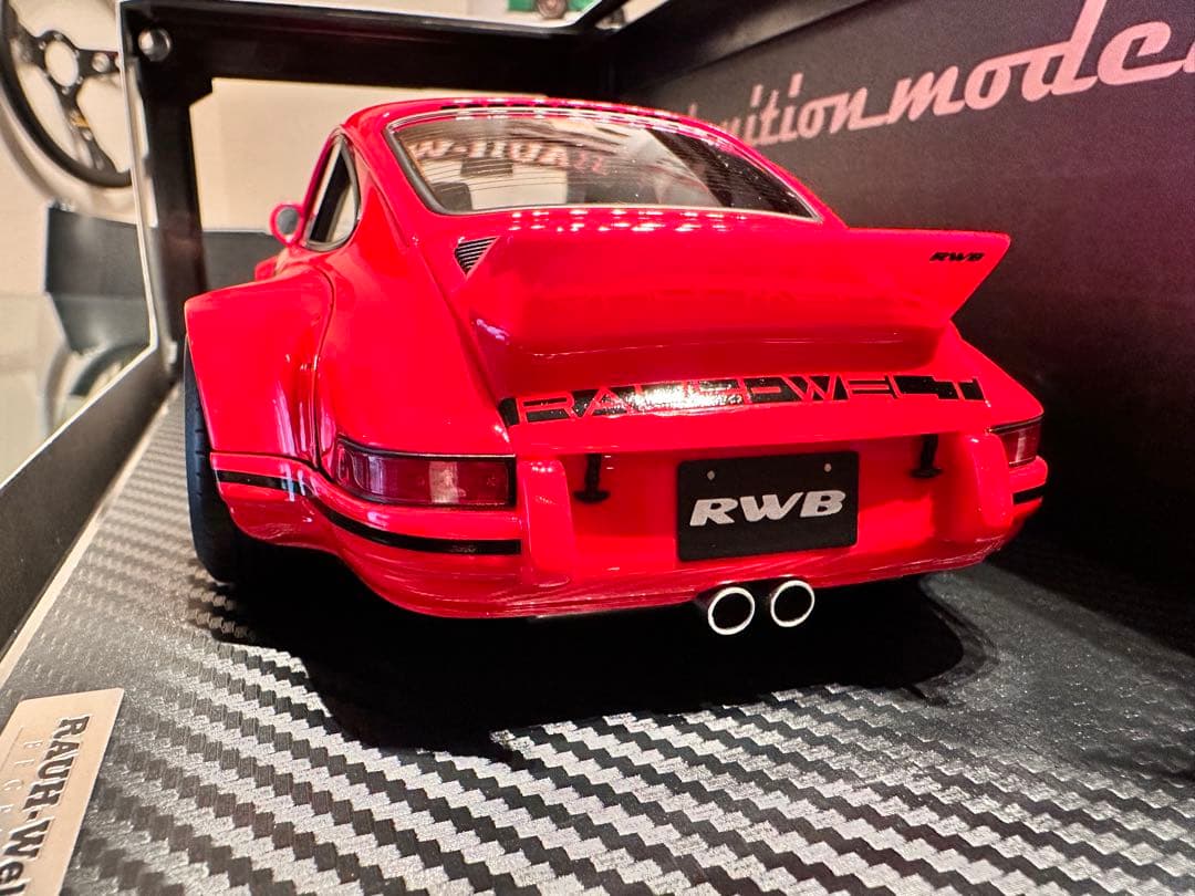 RWB930 Backdate レッド1/18 ignition