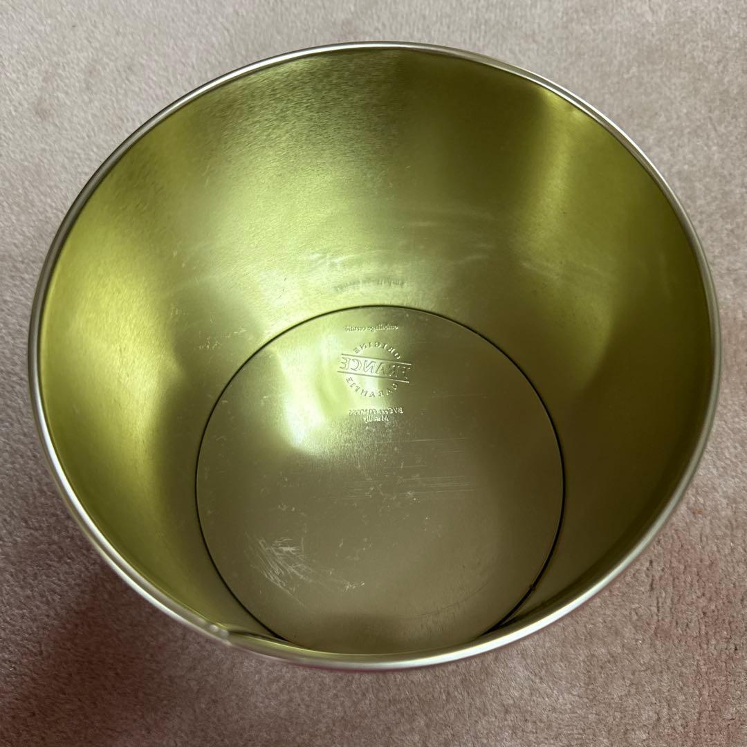 ポワラーヌPoilâneクッキー缶