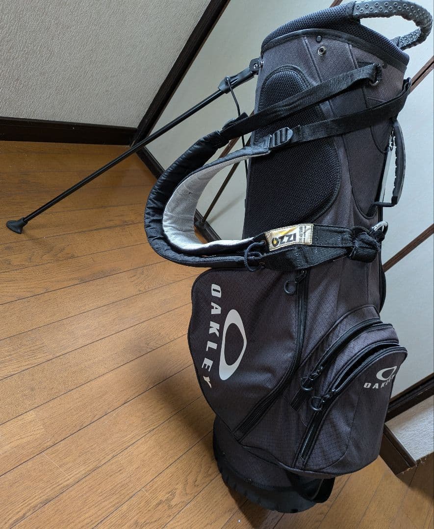 OAKLEY キャディバッグ スタンド式