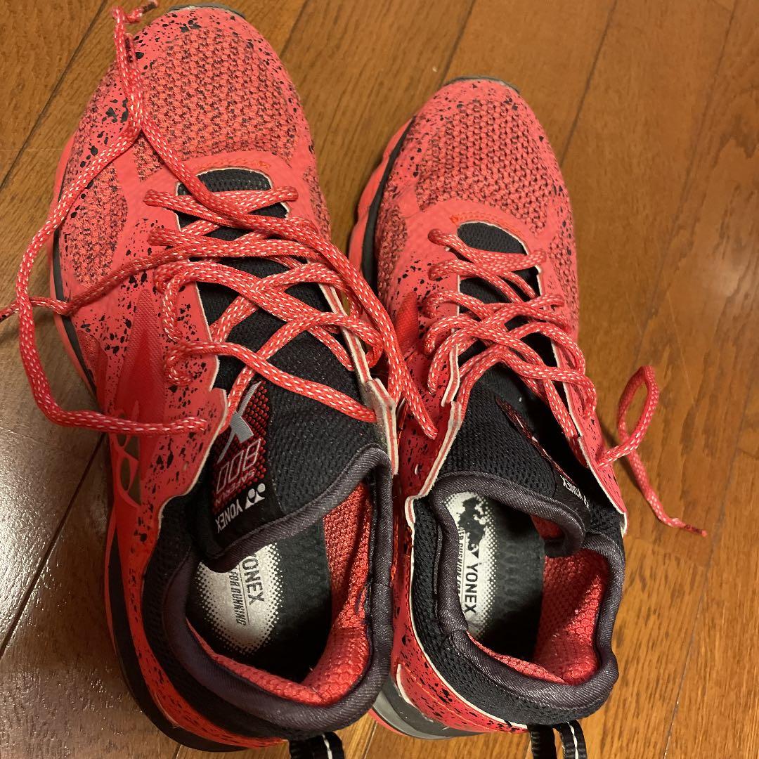 ヨネックス シューズ メンズ 25.5 オレンジ　バドミントン ランニング