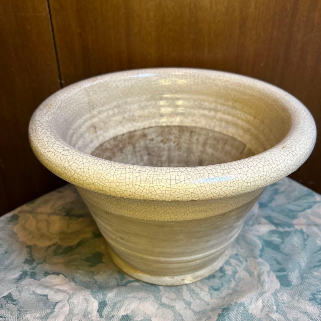 稀少　和洋風の貫入入り釉薬がけ植木鉢　クリームベージュ　穴有り　径30cm