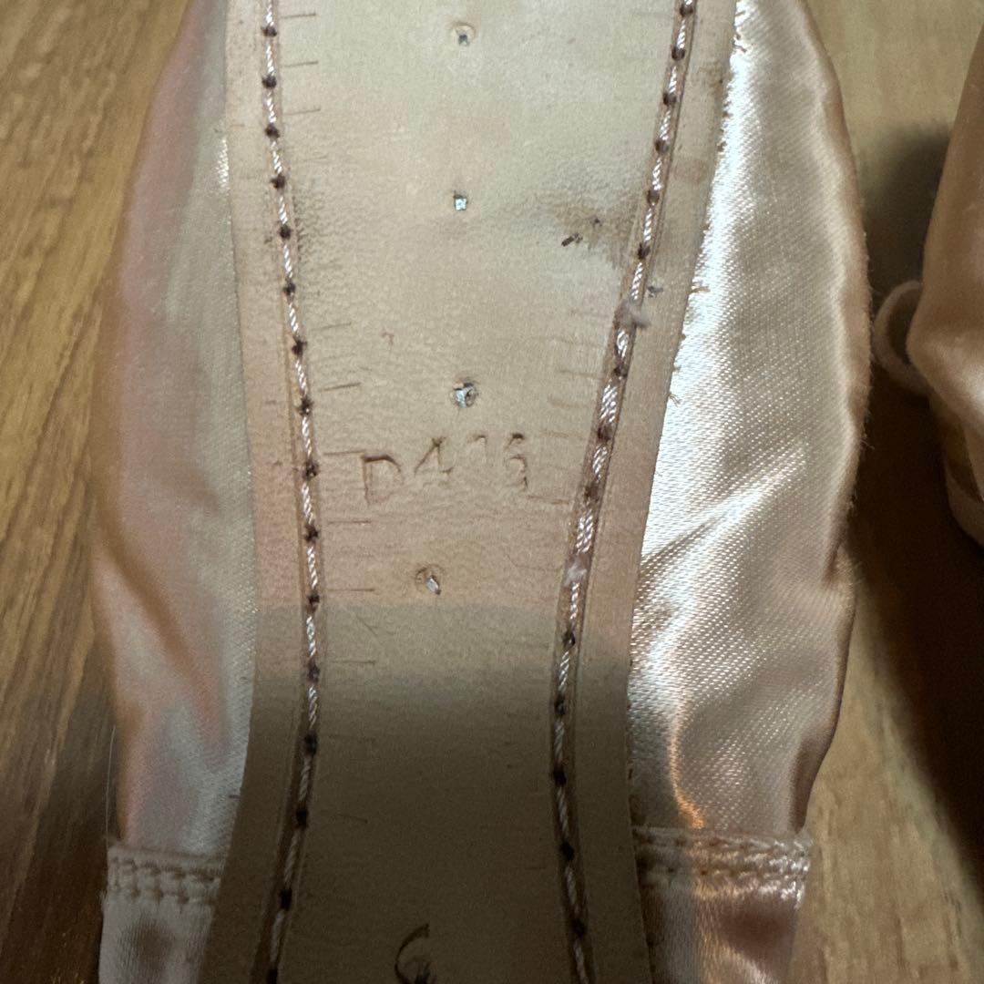 バレエ　トゥシューズ
