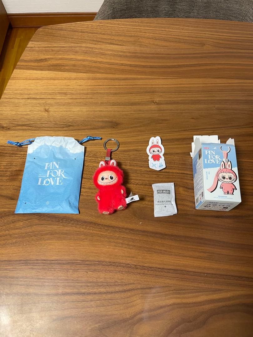 【新品未使用】THE MONSTERS PIN FOR LOVE ラブブ【X】