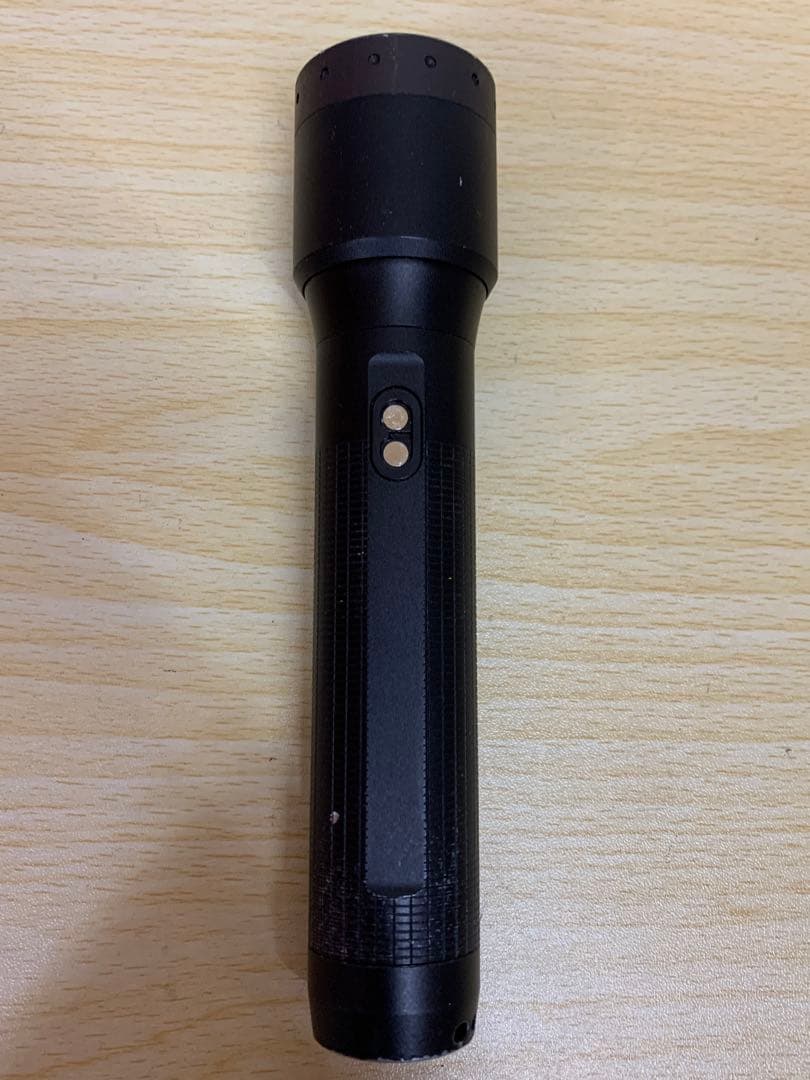 レッドレンザー LEDLEnser P7R Core MM70319-11