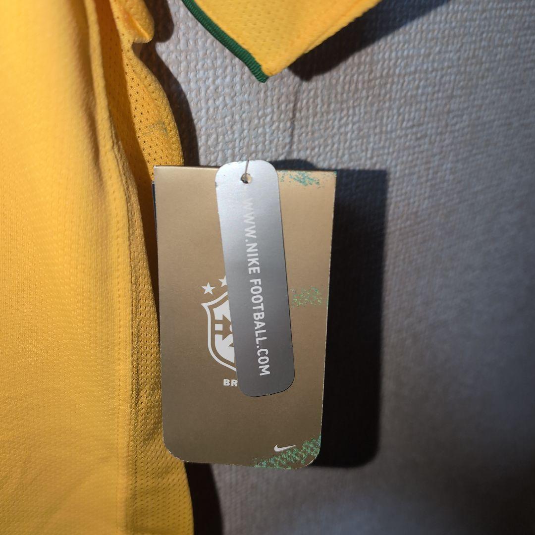 【新品タグ付】難ありNike ブラジル代表 シャツ 6番　ロベルトカルロス