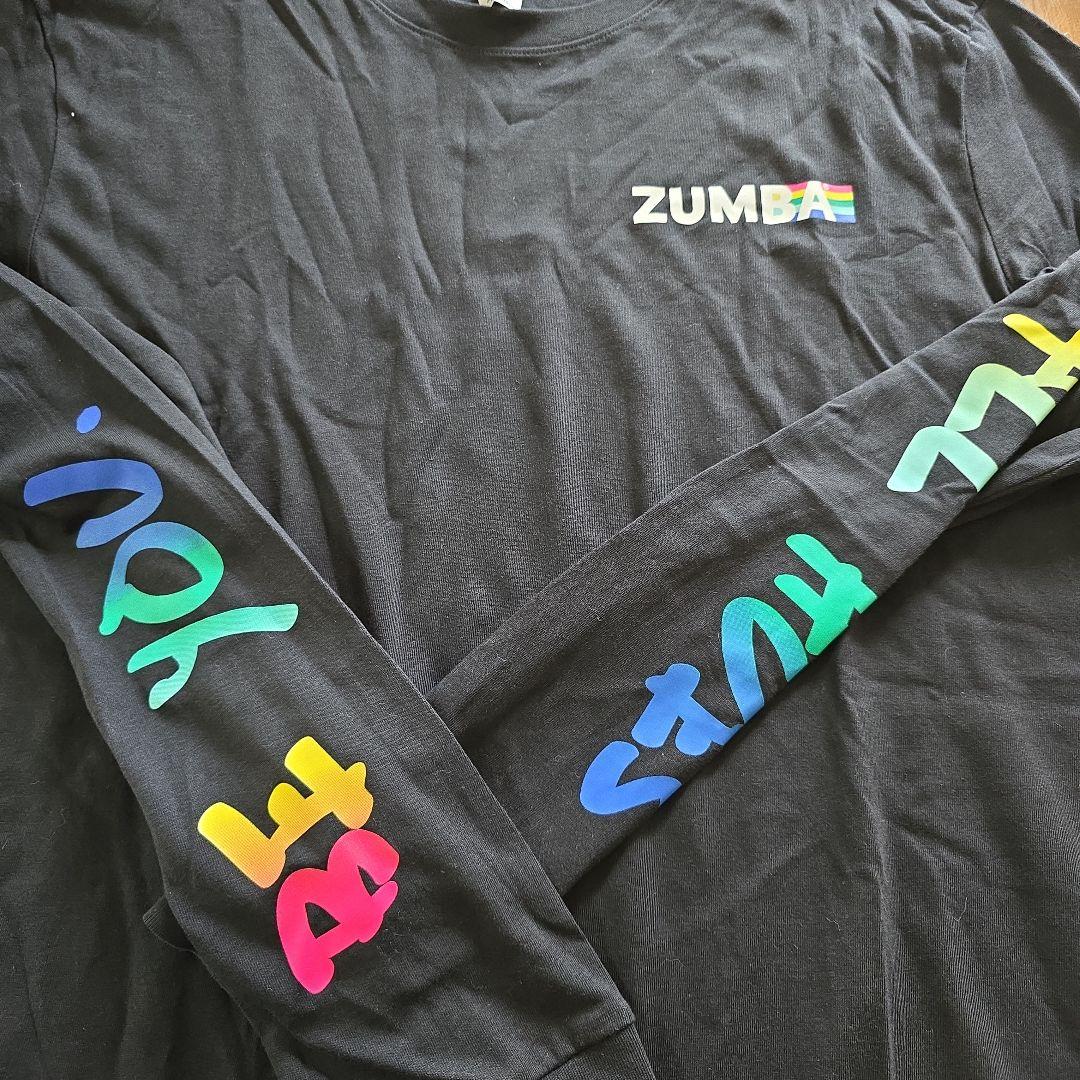 SALE中！【ZUMBA】シャツ正規品 Sサイズ 新品
