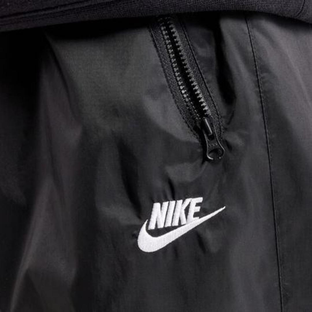 NIKE ウィンドブレーカーパンツ （66）