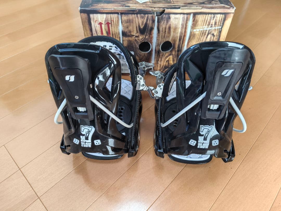 FLOW スノーボード用ビンディング ブラック　M7