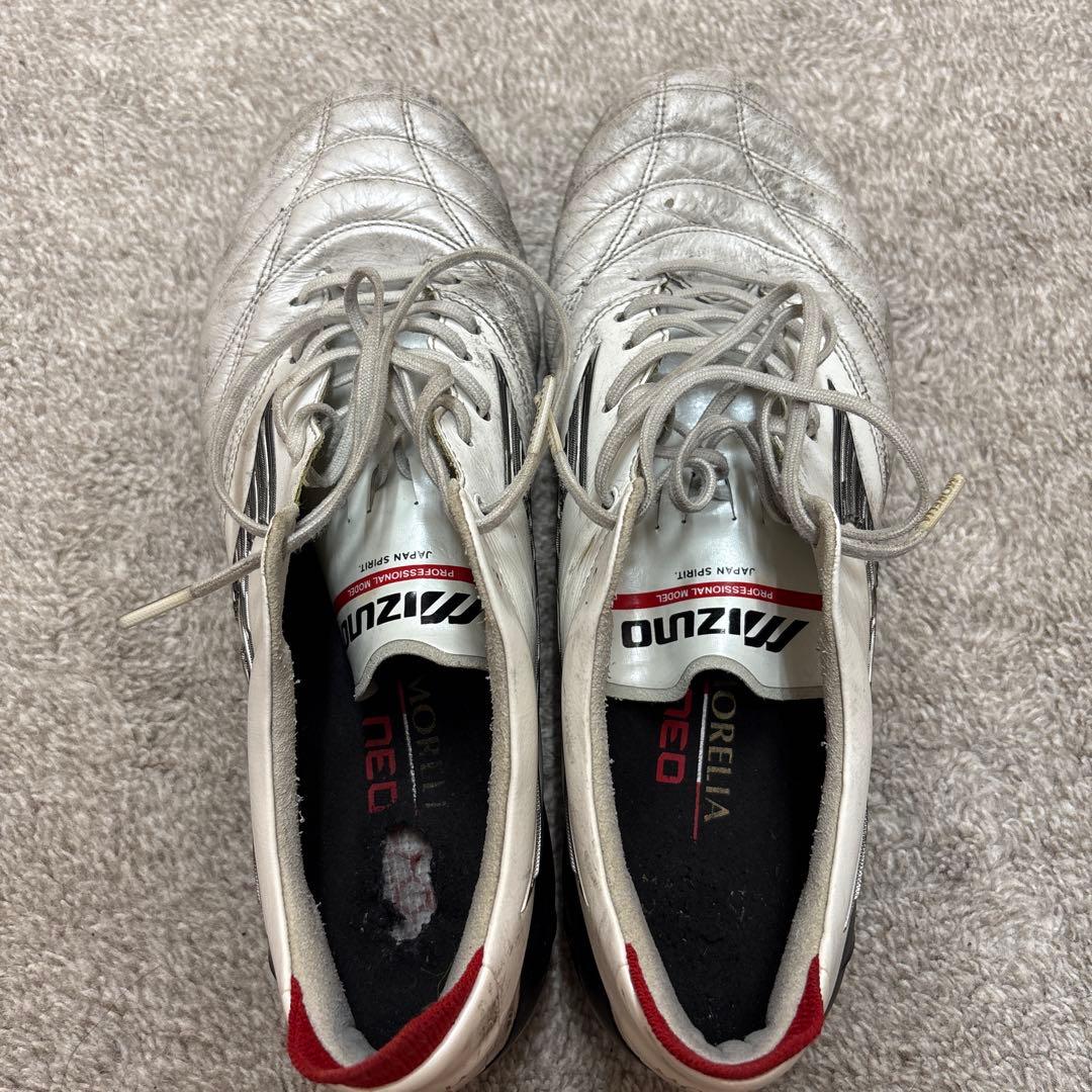 Morelia neo 4 ホワイト　26.5cm サッカースパイク