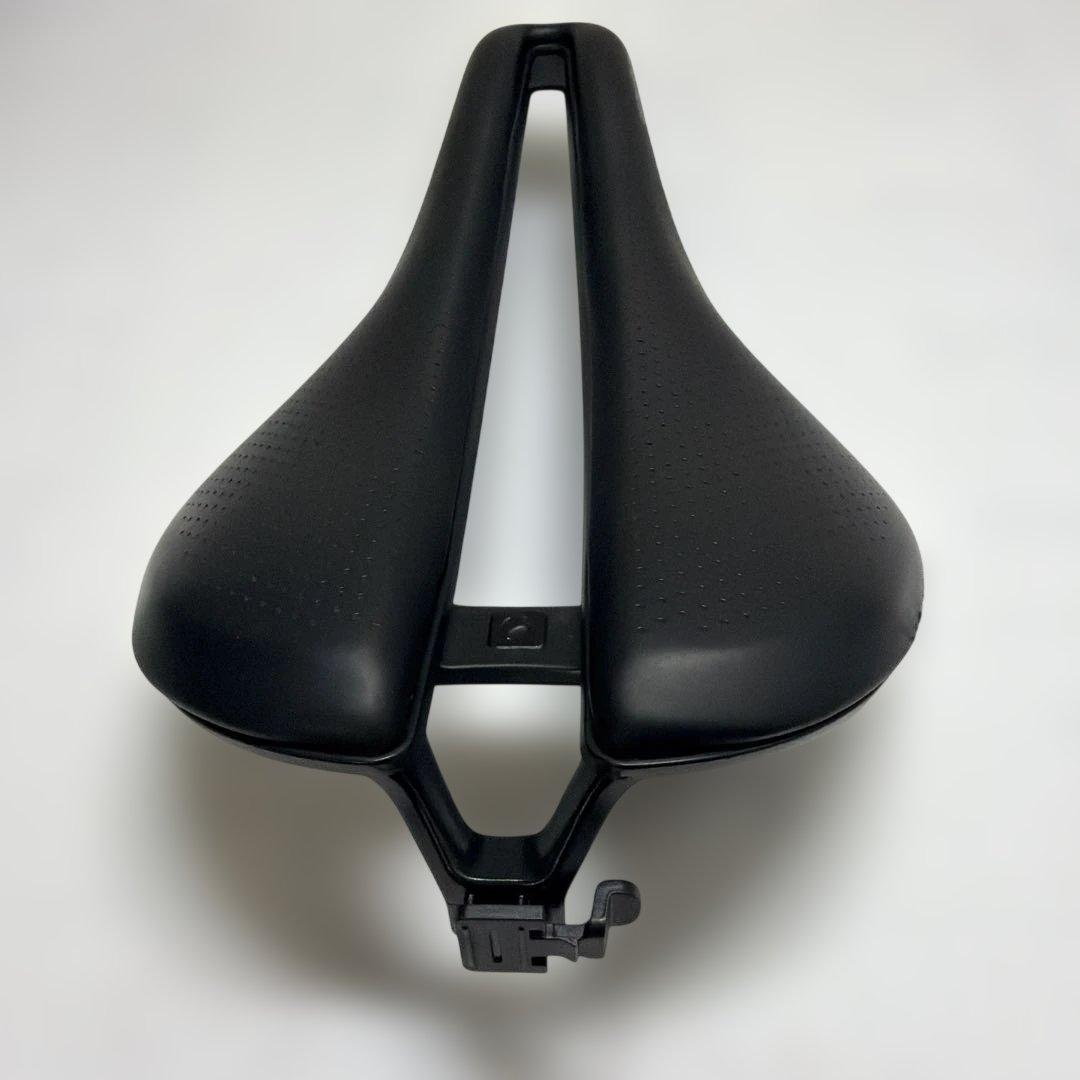 ボントレガー　AEOLUS ELITEサドル　145mm