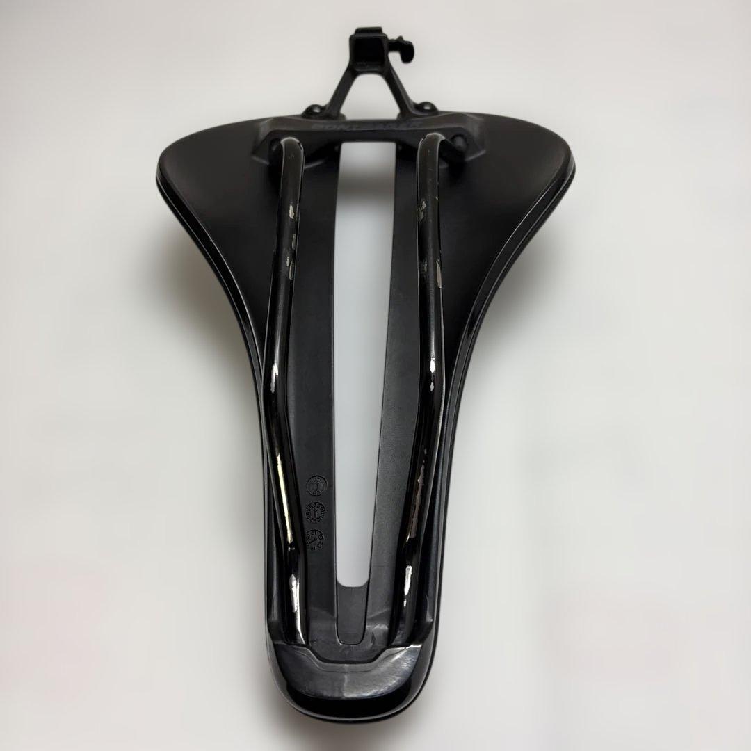 ボントレガー　AEOLUS ELITEサドル　145mm